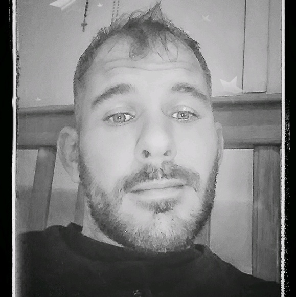 Meet your Posher, Ron - Picture 1 of 1